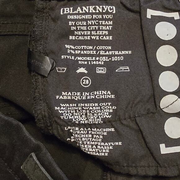 Blank NYC Jeans Womens 28 Black Intro Skinny Distressed Raw Hem Grunge Chic Y2K - Picture 4 of 13